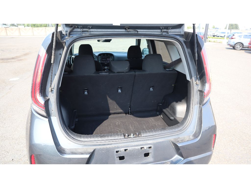 2023 Kia Soul LX photo 6