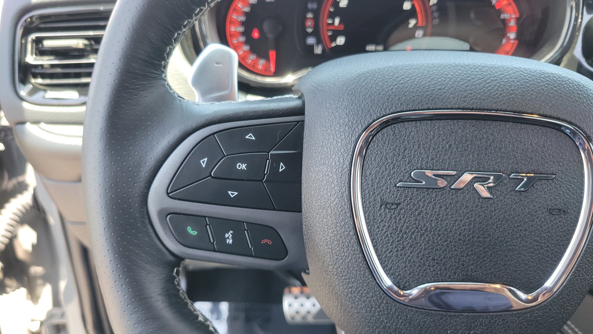 Used 2021 Destroyer Gray Clearcoat Dodge SRT Hellcat image 25