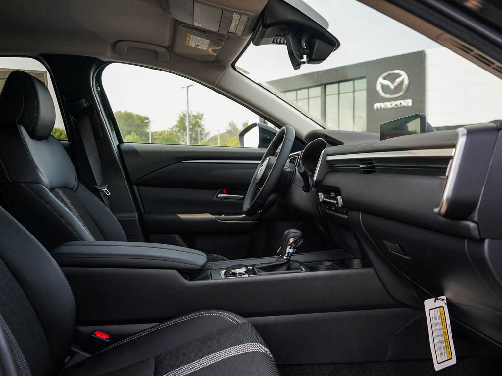 2025 Mazda CX-50 2.5 S Preferred photo 9