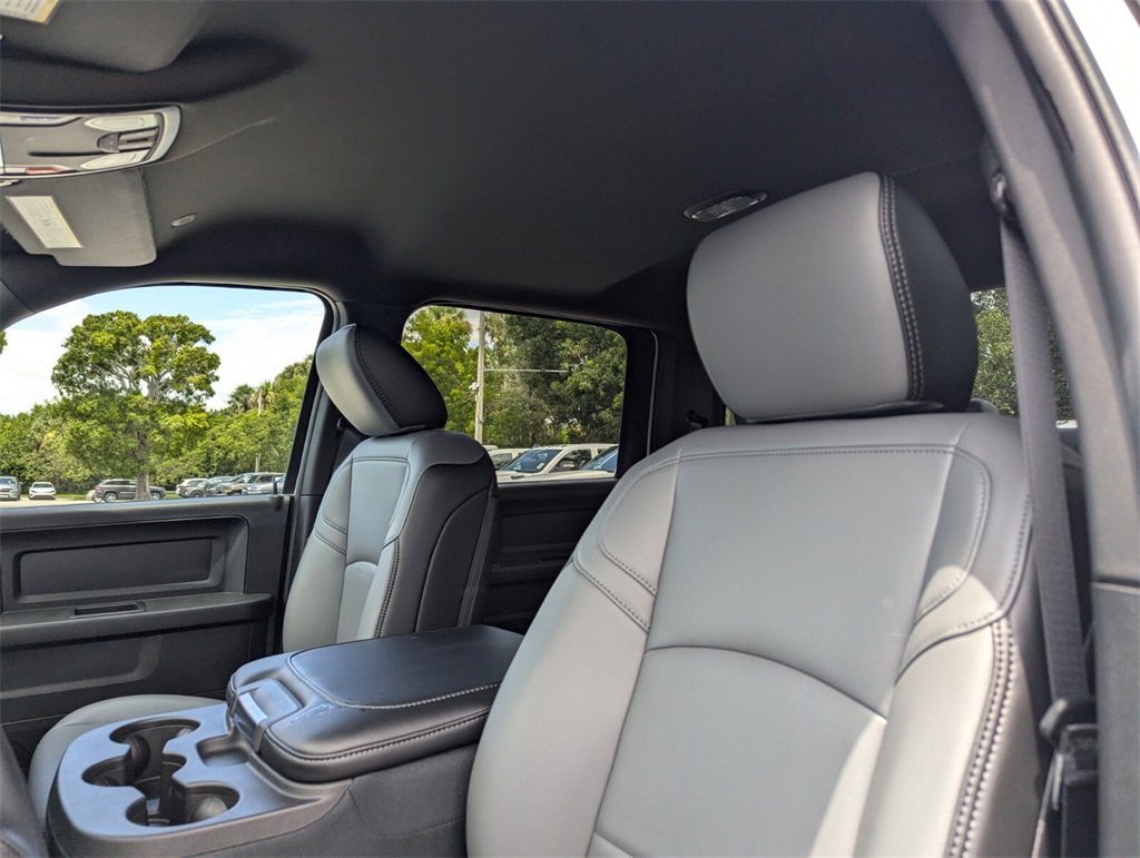 2025 Ram 5500 Tradesman photo 11