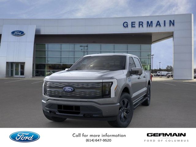 2025 Ford F-150 Lightning Lariat photo 2
