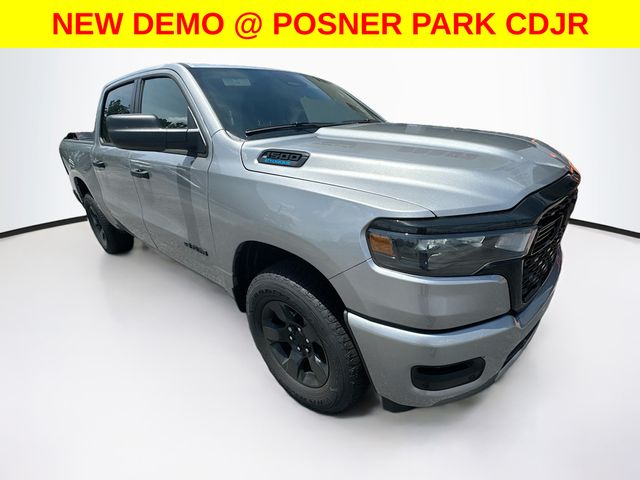 2025 Ram 1500 Tradesman photo 2