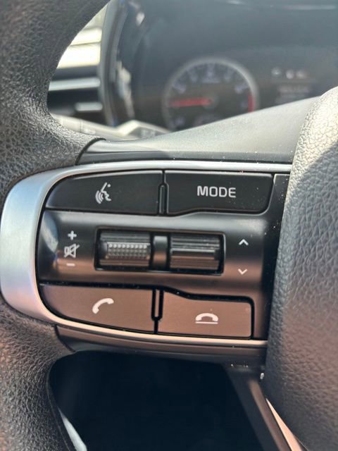 2022 Kia K5 LXS photo 16