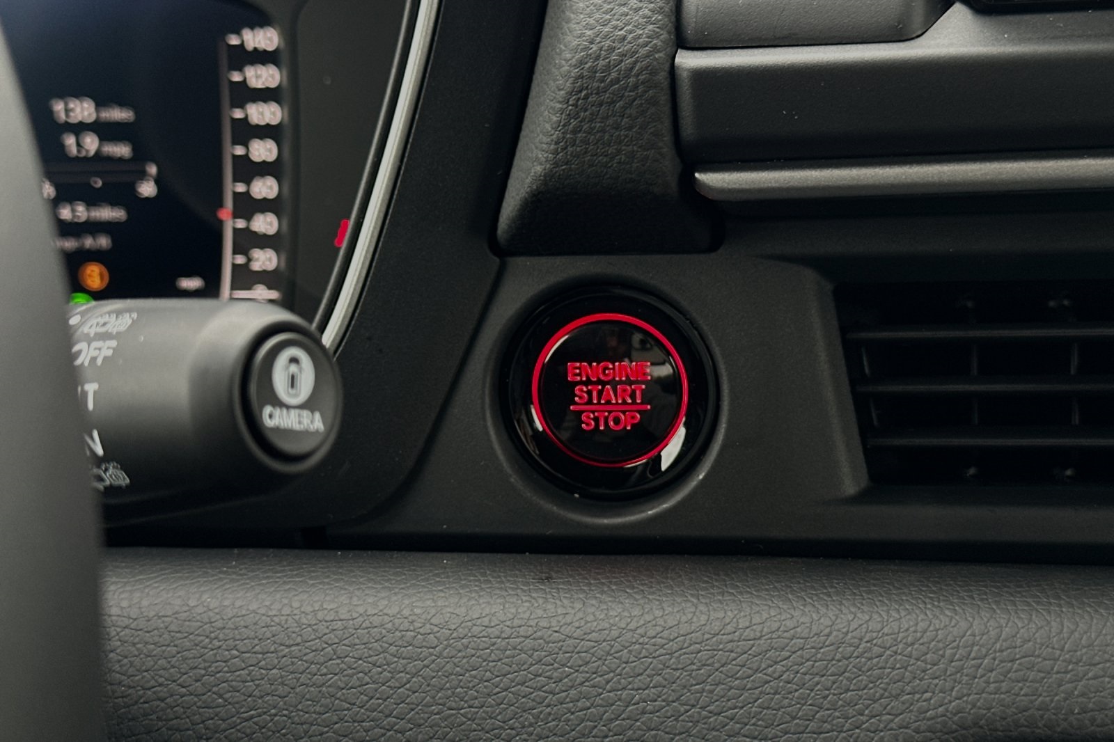 2025 Honda Pilot Black Edition photo 26
