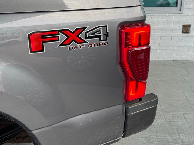 2021 Ford F-250 photo 9