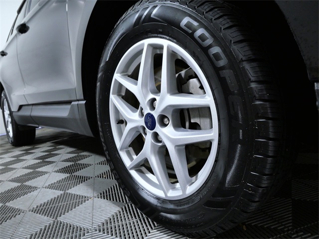 Used 2021 Ford Edge SE with VIN 2FMPK4G92MBA57577 for sale in Apple Valley, Minnesota