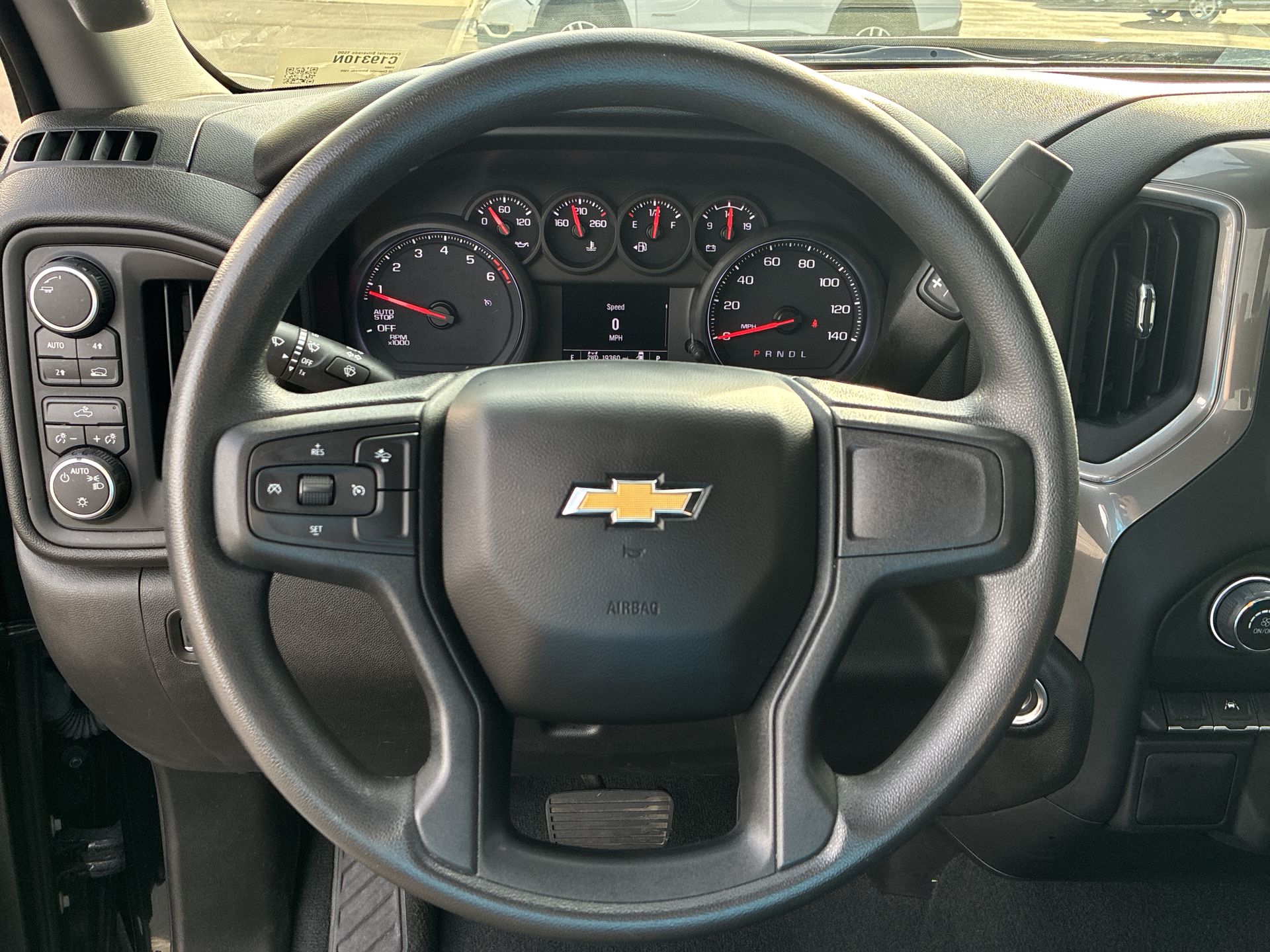 2022 Chevrolet Silverado 1500 Custom photo 10