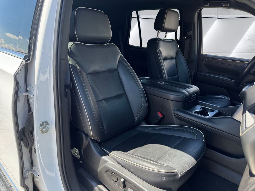 2021 Gmc Yukon SLT photo 14