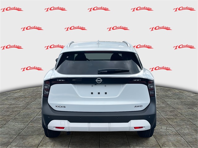 2025 Nissan Kicks SV photo 4