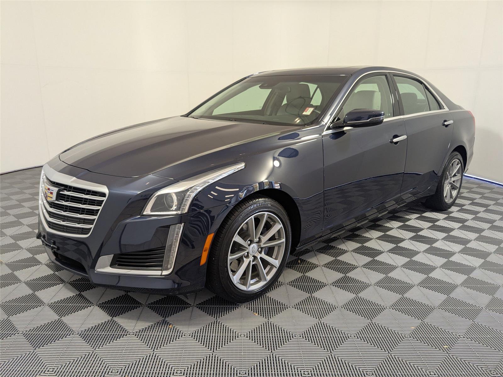 2019 Cadillac CTS Sedan Luxury's photo