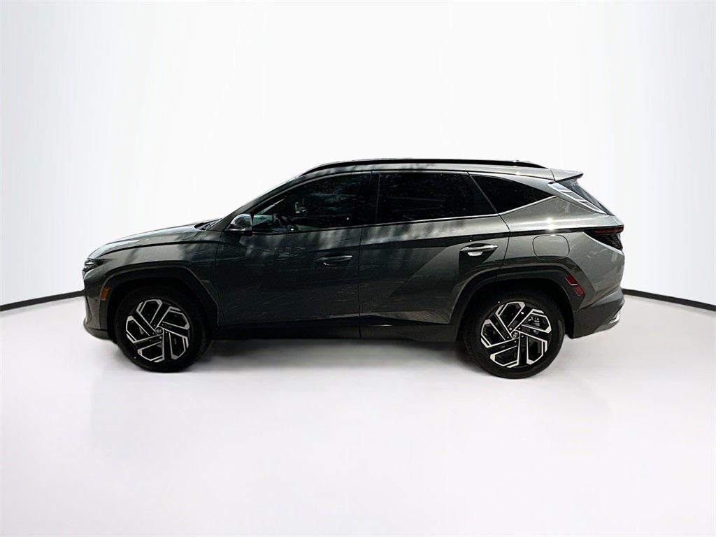 2025 Hyundai Tucson Limited photo 3