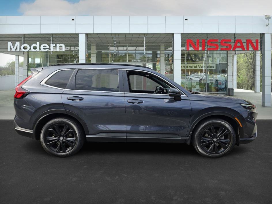 2024 Honda CR-V Hybrid Sport Touring photo 2