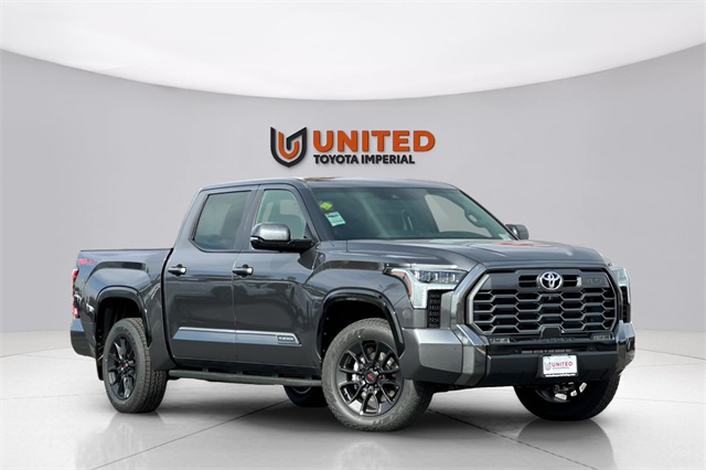 2026 Toyota Tundra Platinum's photo