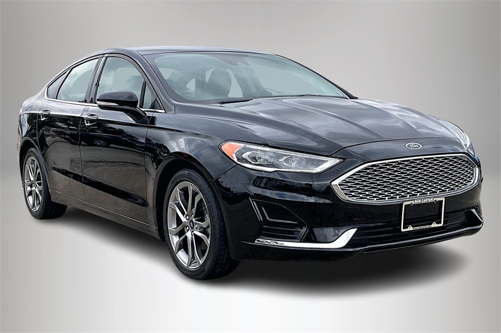 2020 Ford Fusion SEL's photo