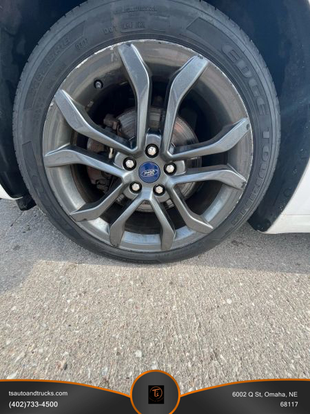 2018 Ford Fusion SE Hybrid photo 11