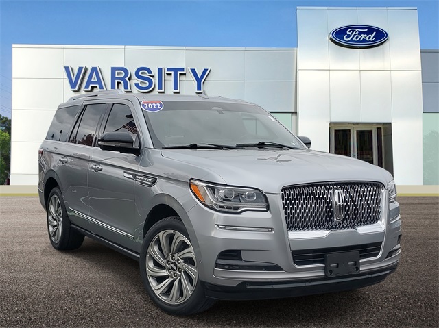2022 Lincoln Navigator Reserve's photo