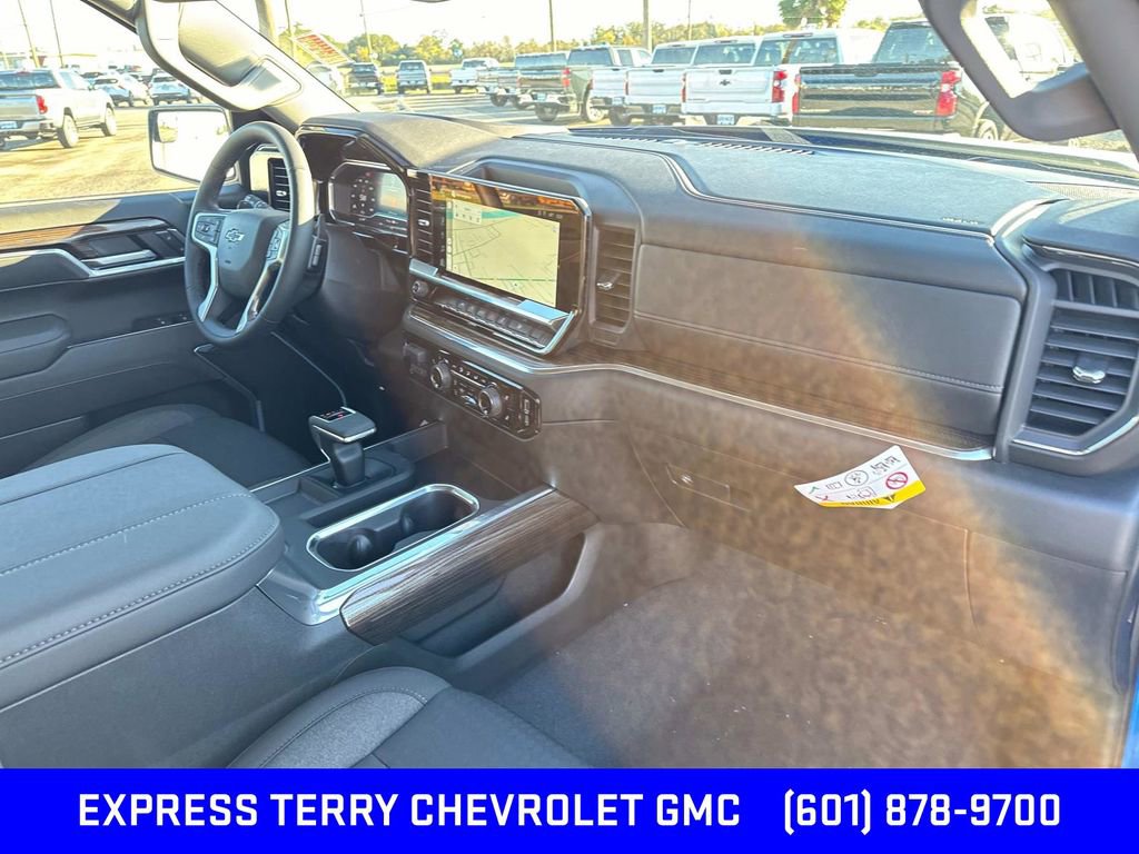 2025 Chevrolet Silverado 1500 RST photo 23