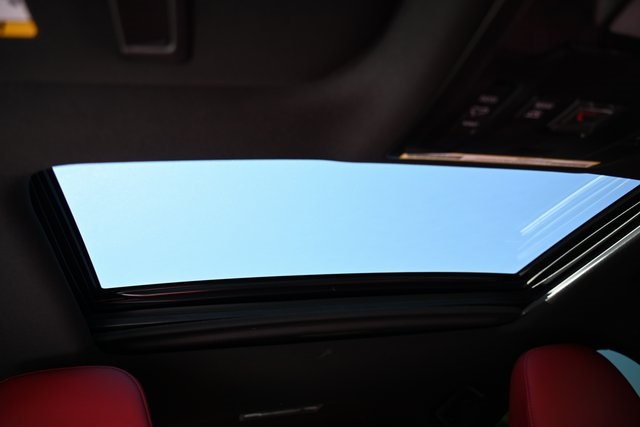 2022 Lexus IS 350 F SPORT photo 6