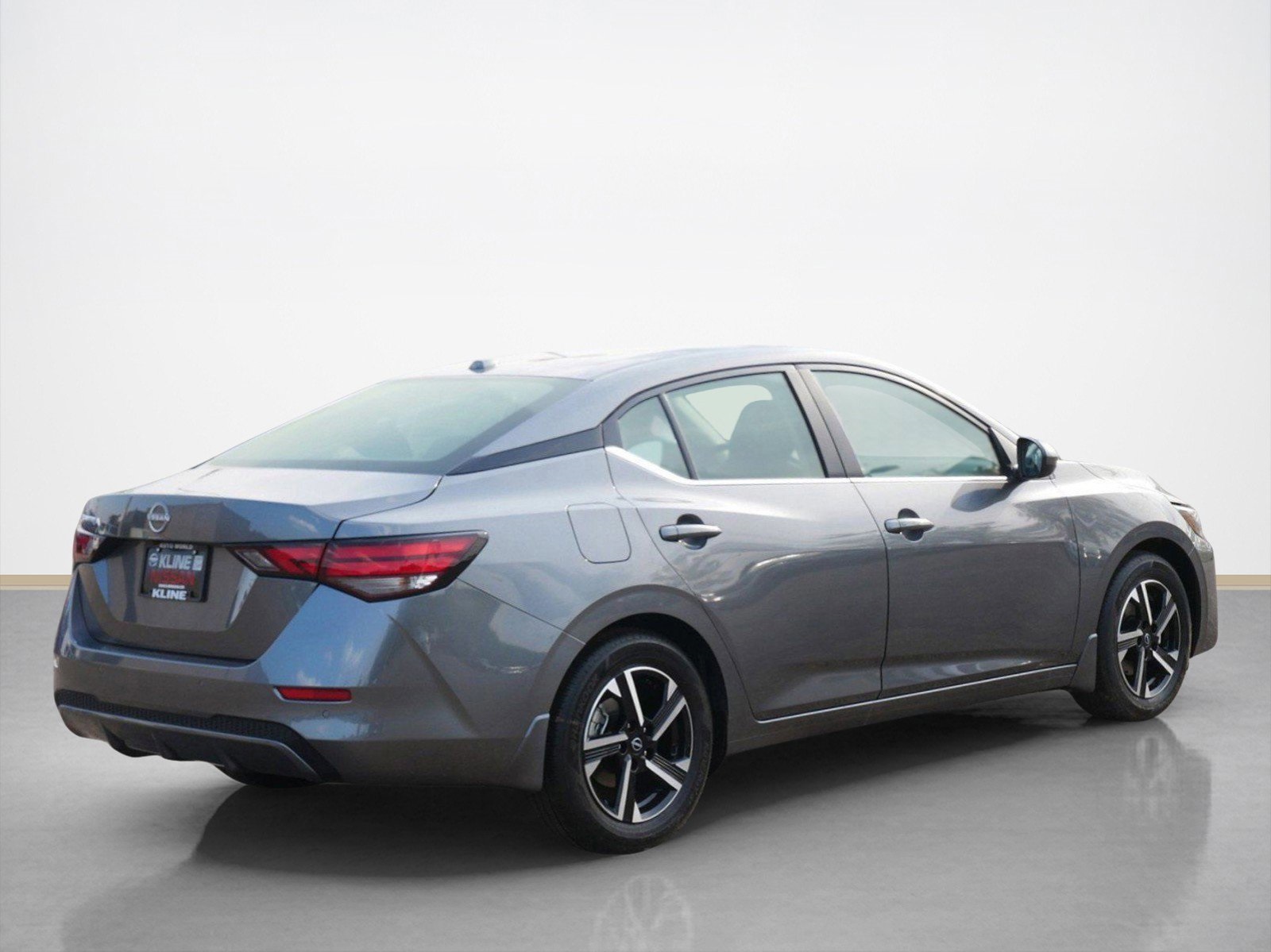 2025 Nissan Sentra SV photo 2