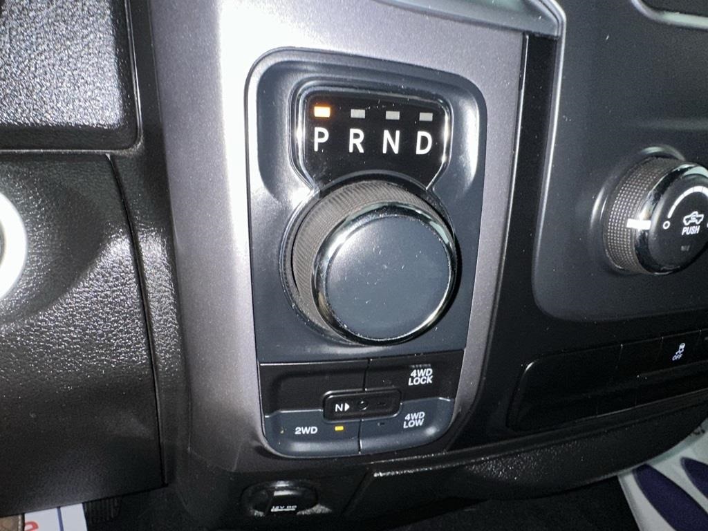 2024 Ram 1500 Classic Warlock photo 5
