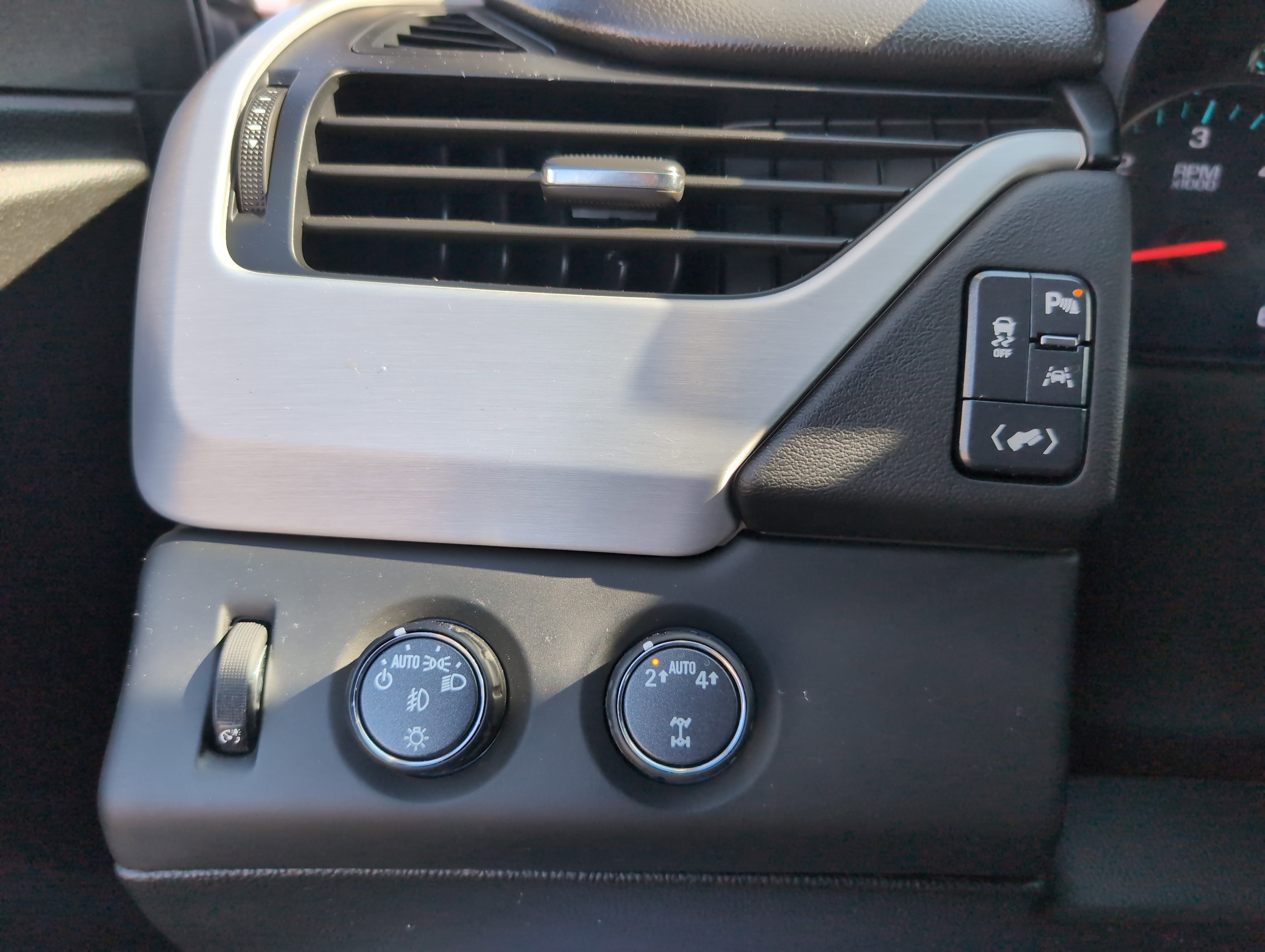 2020 Gmc Yukon XL SLT photo 16