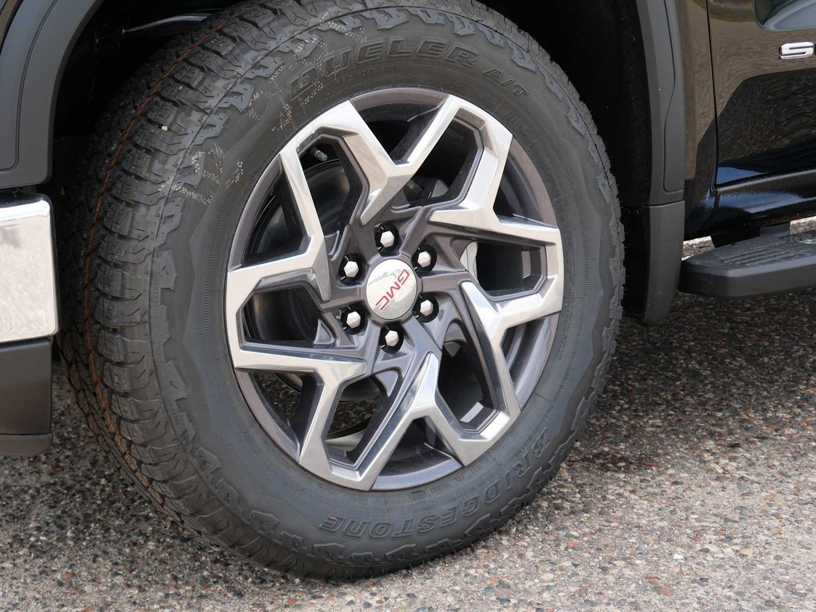 2026 Gmc Sierra 1500 SLT photo 9
