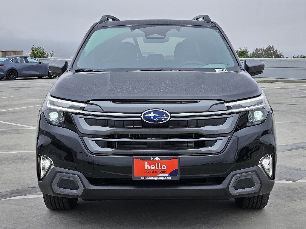 2025 Subaru Forester Limited photo 5