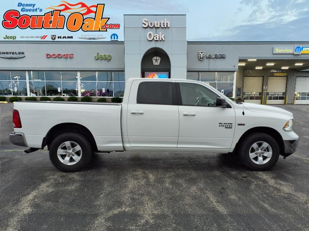 2020 Ram 1500 Classic SLT photo 2