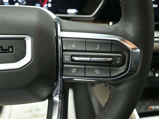 2023 GMC CANYON - Image 14