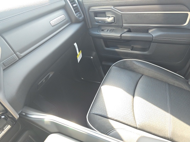 2026 Ram 2500 Laramie photo 31