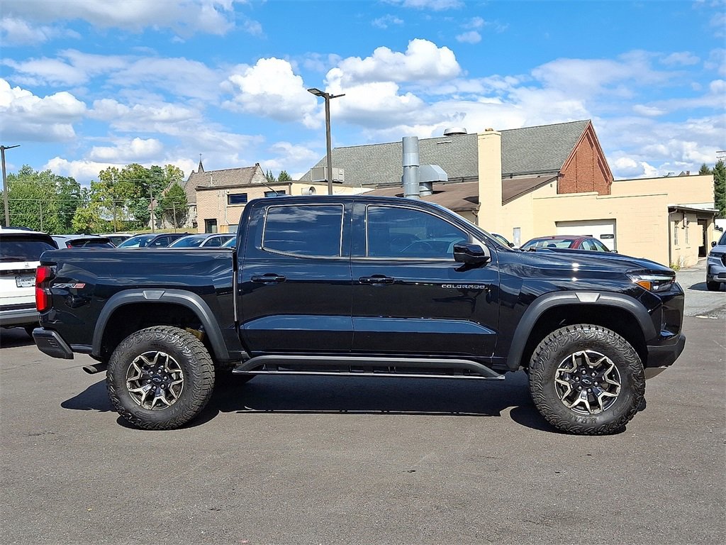 2024 Chevrolet Colorado ZR2 photo 7