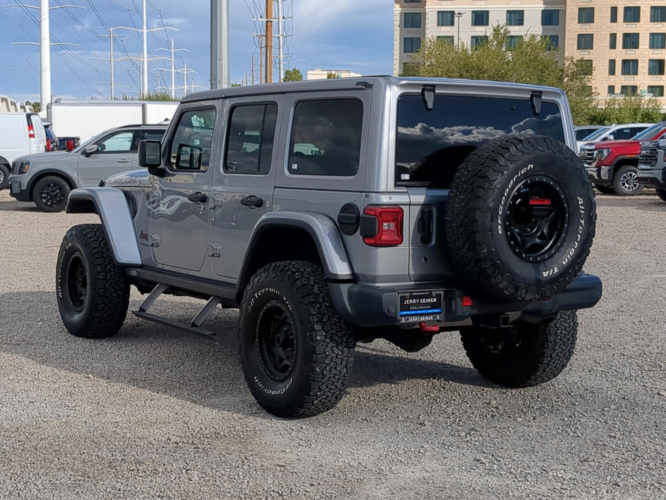 2018 Jeep Wrangler Unlimited Rubicon photo 3