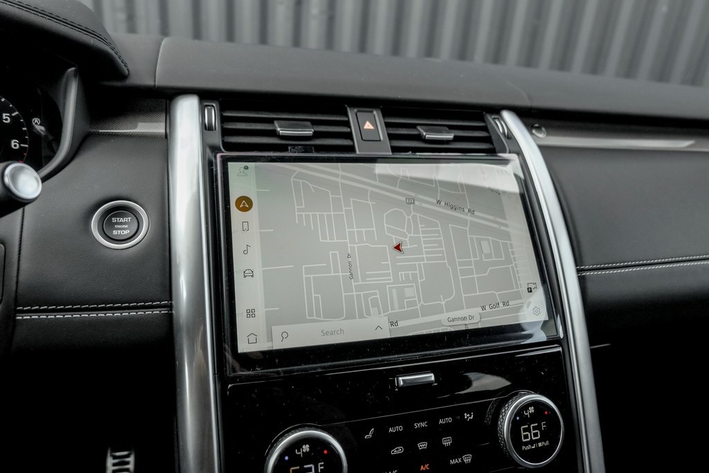 2025 Land Rover Discovery Metropolitan Edition photo 12