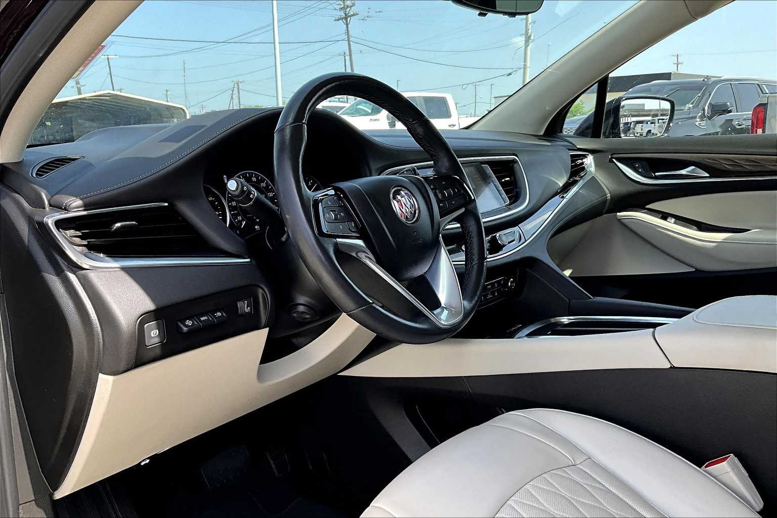 2023 Buick Enclave Avenir photo 16