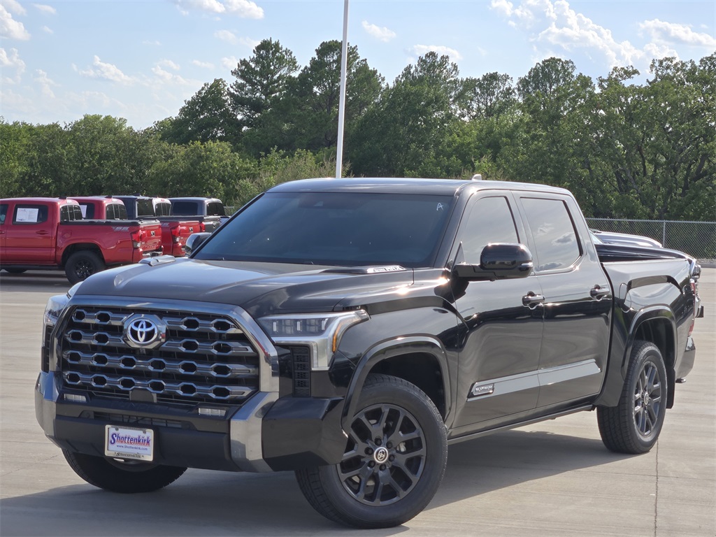2024 Toyota Tundra Platinum photo 2