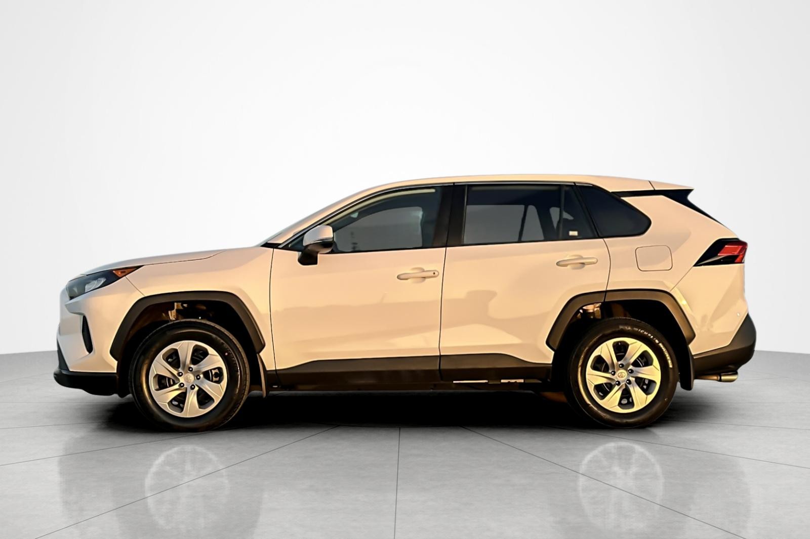 Certified 2022 Toyota RAV4 LE with VIN 2T3K1RFV8NC189904 for sale in Northfield, Minnesota