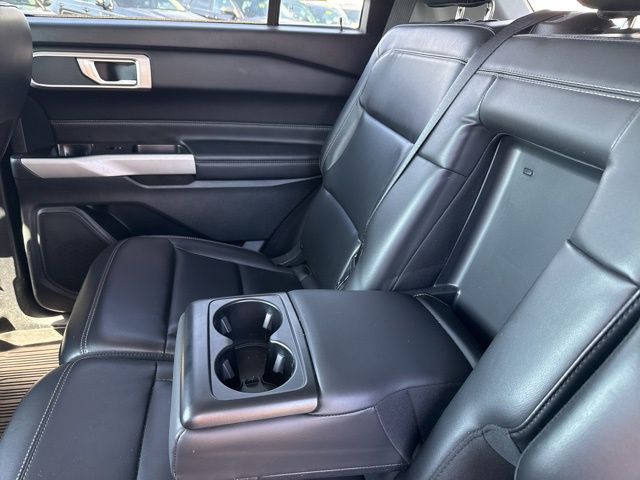 2021 Ford Explorer XLT photo 22