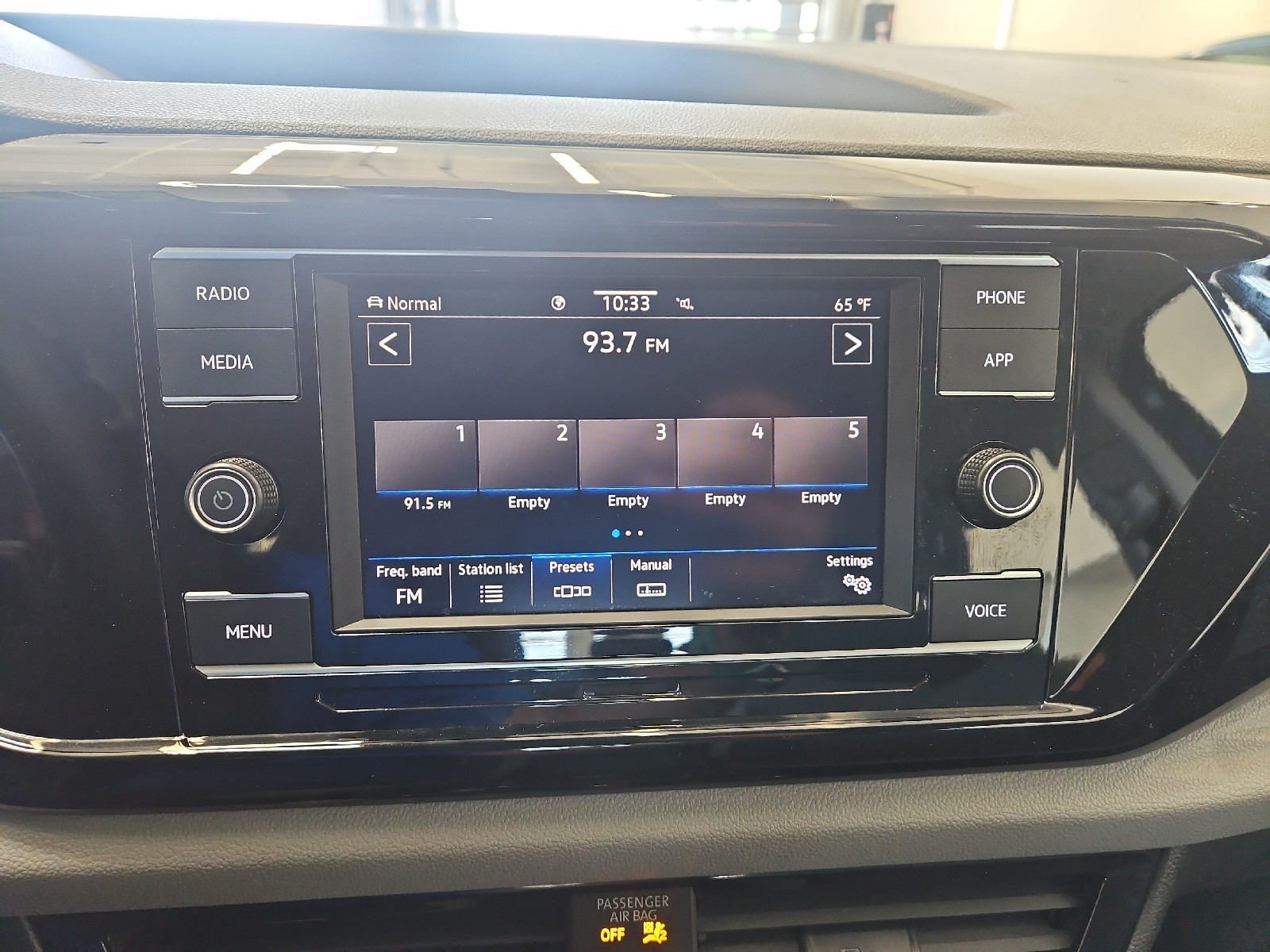 Used 2024 Dusk Blue Metallic Volkswagen S image 11