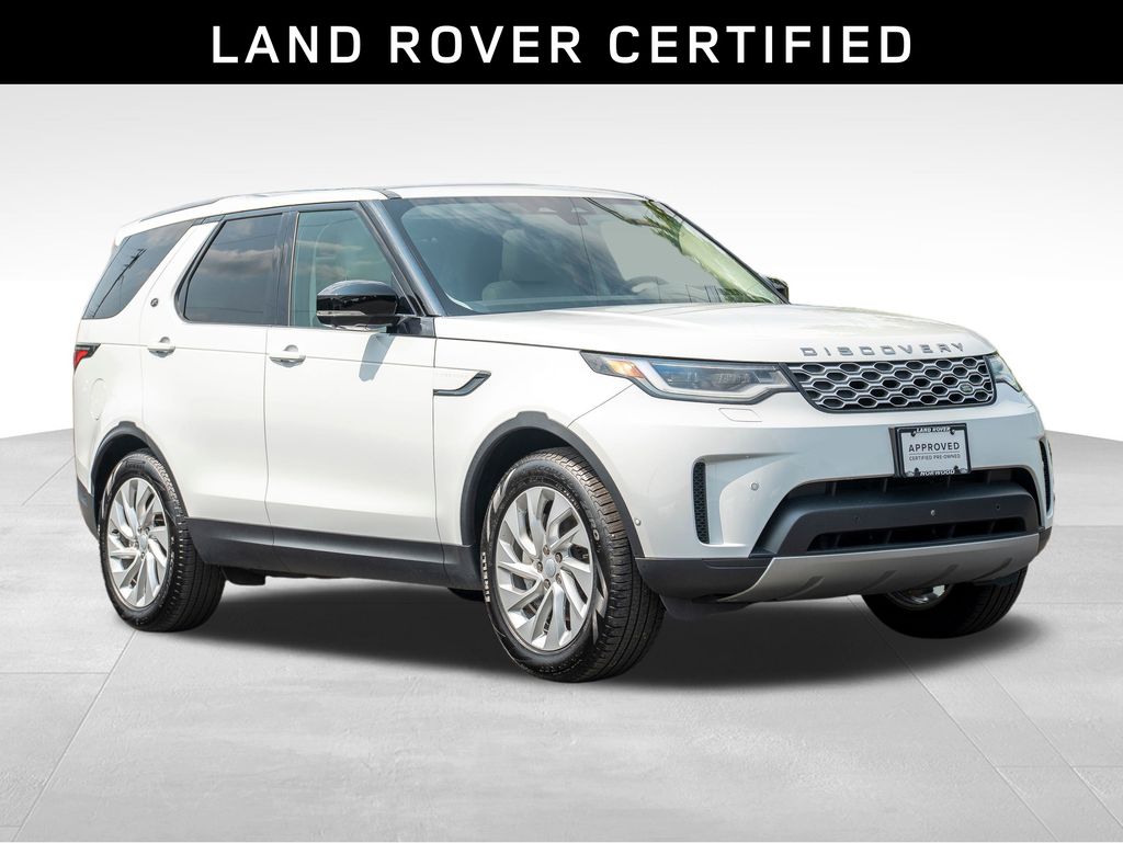 2024 Land Rover Discovery S photo 3