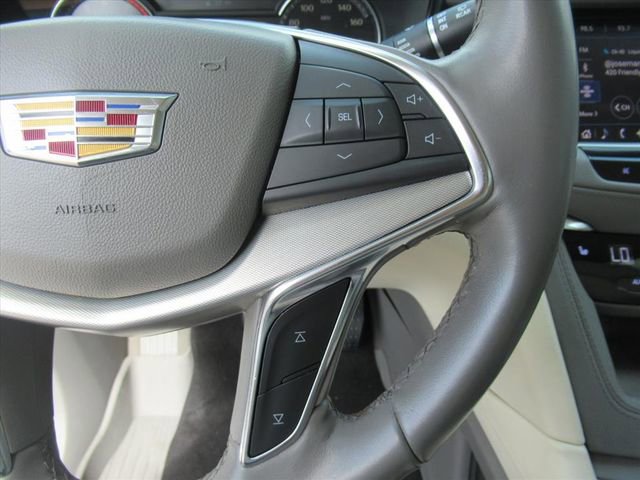 2020 Cadillac XT5 Premium Luxury photo 17