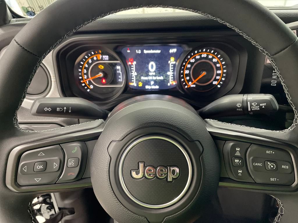 2025 Jeep Gladiator Sport S photo 15