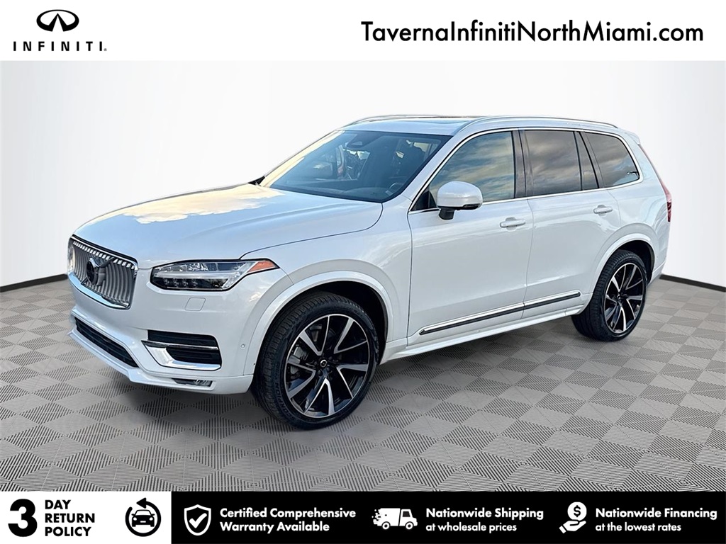2023 Volvo XC90 Plus's photo