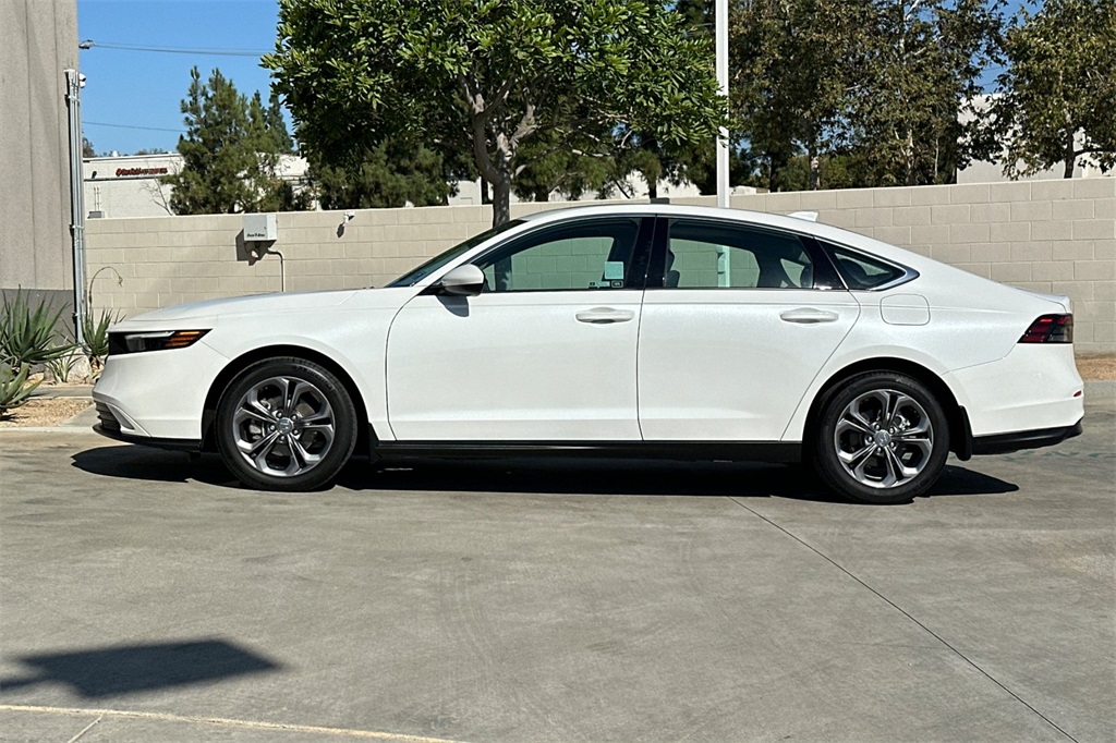 2023 Honda Accord EX photo 10
