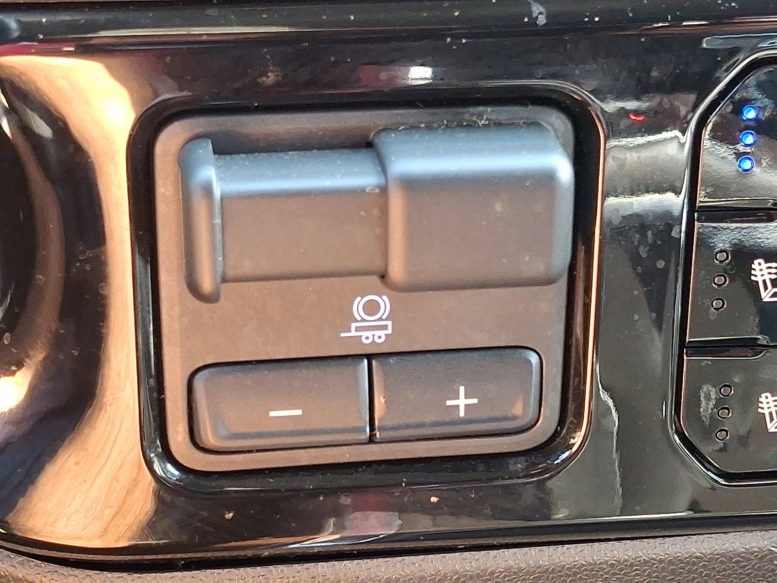 2022 Chevrolet Silverado 1500 LTZ photo 28