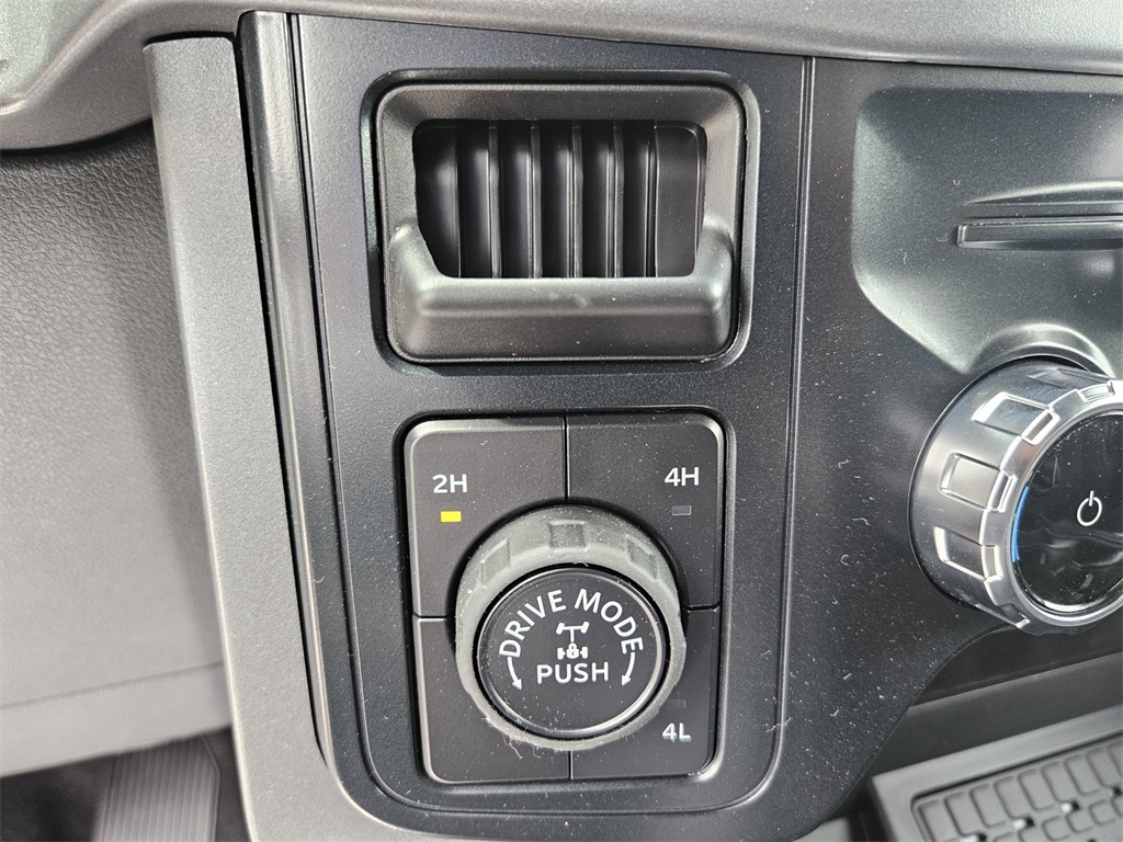 2025 Ford F-150 XLT photo 15