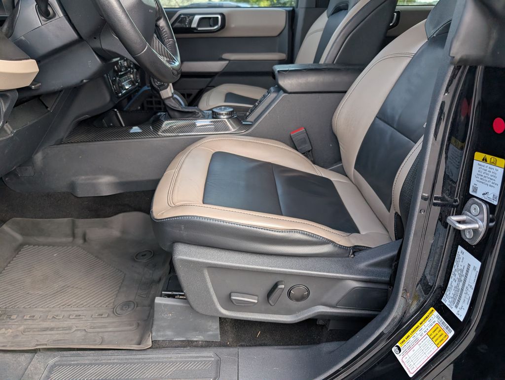 2022 Ford Bronco Wildtrak photo 10