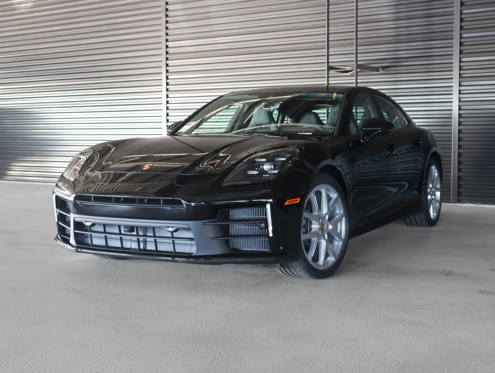 2026 Porsche Panamera Base