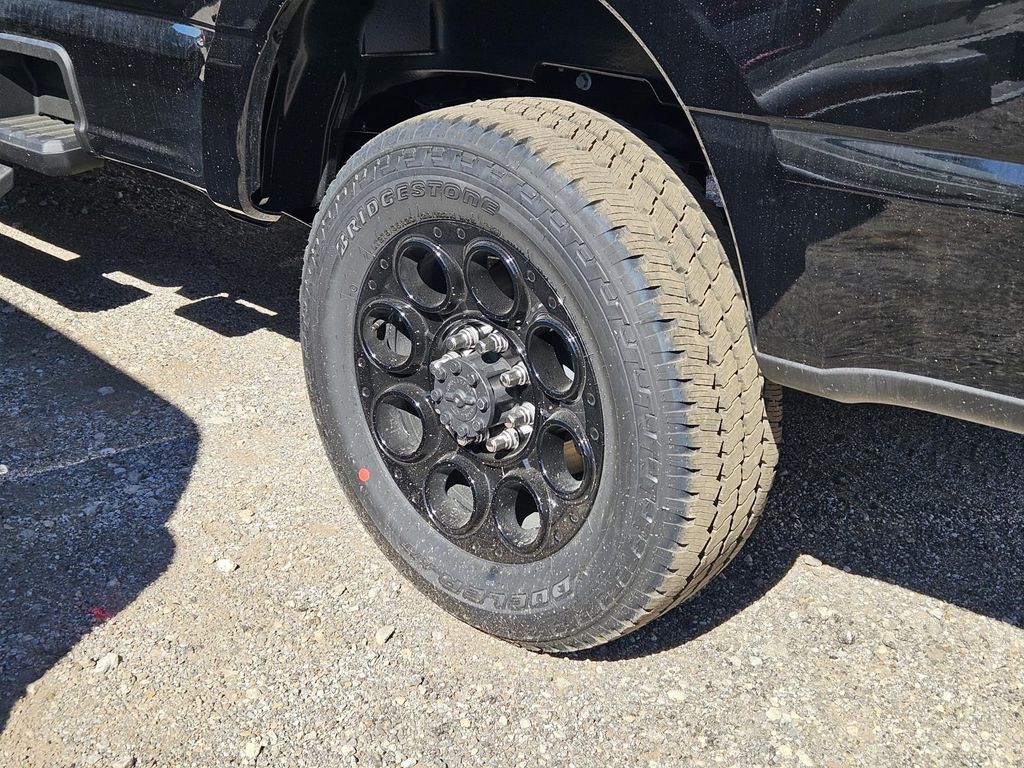 2026 Ford F-250 XL photo 4