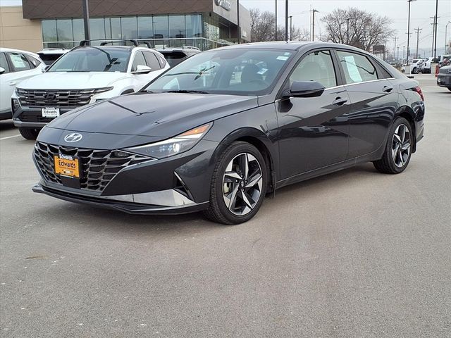 2023 Hyundai Elantra Limited's photo
