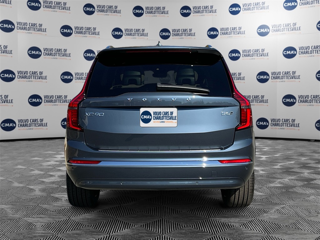 2026 Volvo XC90 AWD Plus photo 4